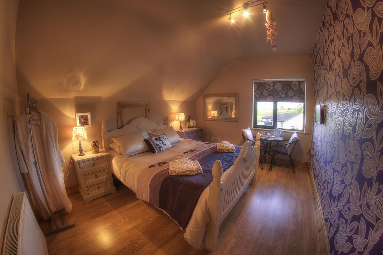 Bed and Breakfast Walkers Nest Carlingford Esterno foto