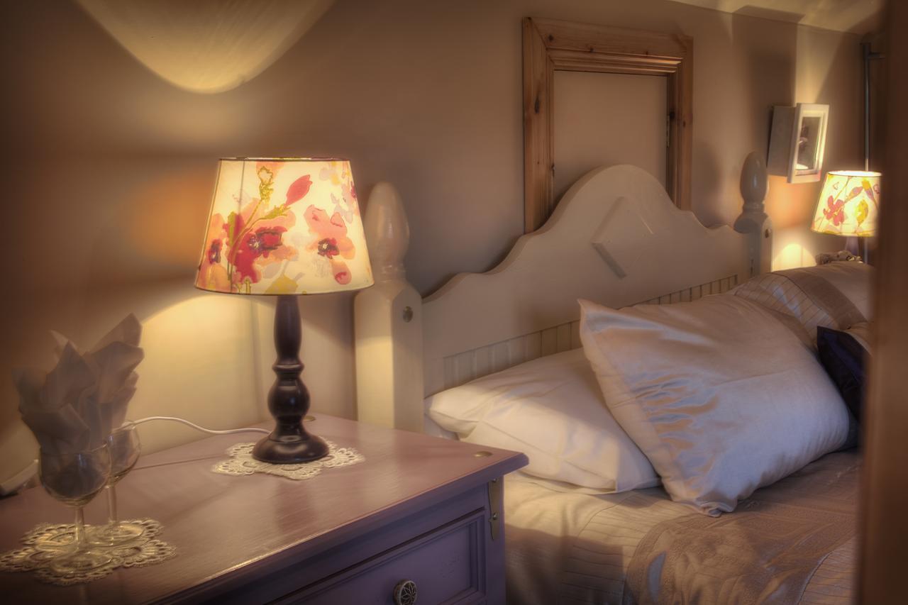 Bed and Breakfast Walkers Nest Carlingford Esterno foto