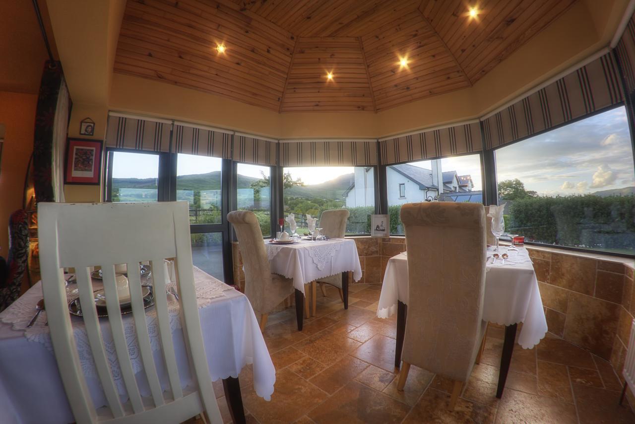 Bed and Breakfast Walkers Nest Carlingford Esterno foto