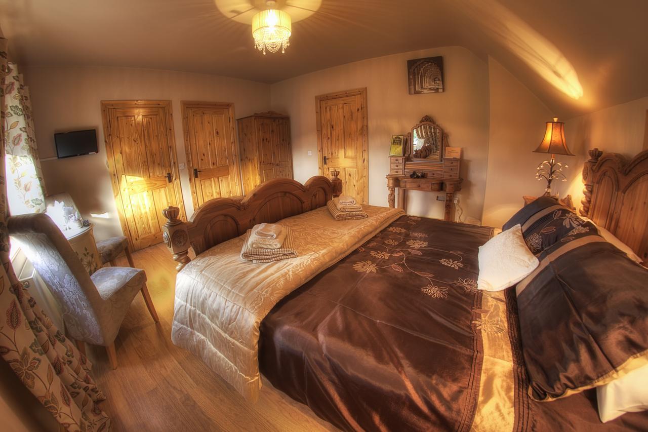 Bed and Breakfast Walkers Nest Carlingford Esterno foto